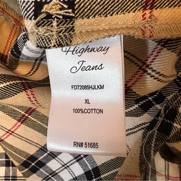 Highway Jeans Denim & Plaid Button Down
Shacket - Picture 10 of 10